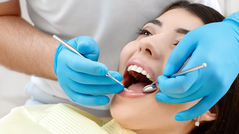 رویکردهای محافظه‌کارانه در طراحی لبخند